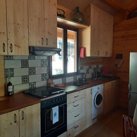 Rustic Cabin In The Woods/Cabana En El Bosque Amer ภายนอก รูปภาพ